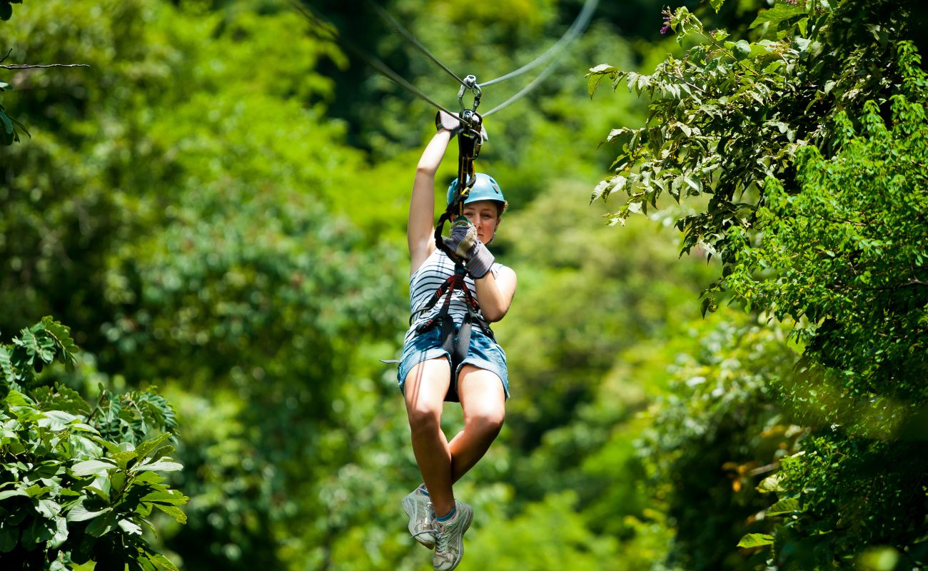 Outdoor adventure tours in Manuel Antonio and Quepos