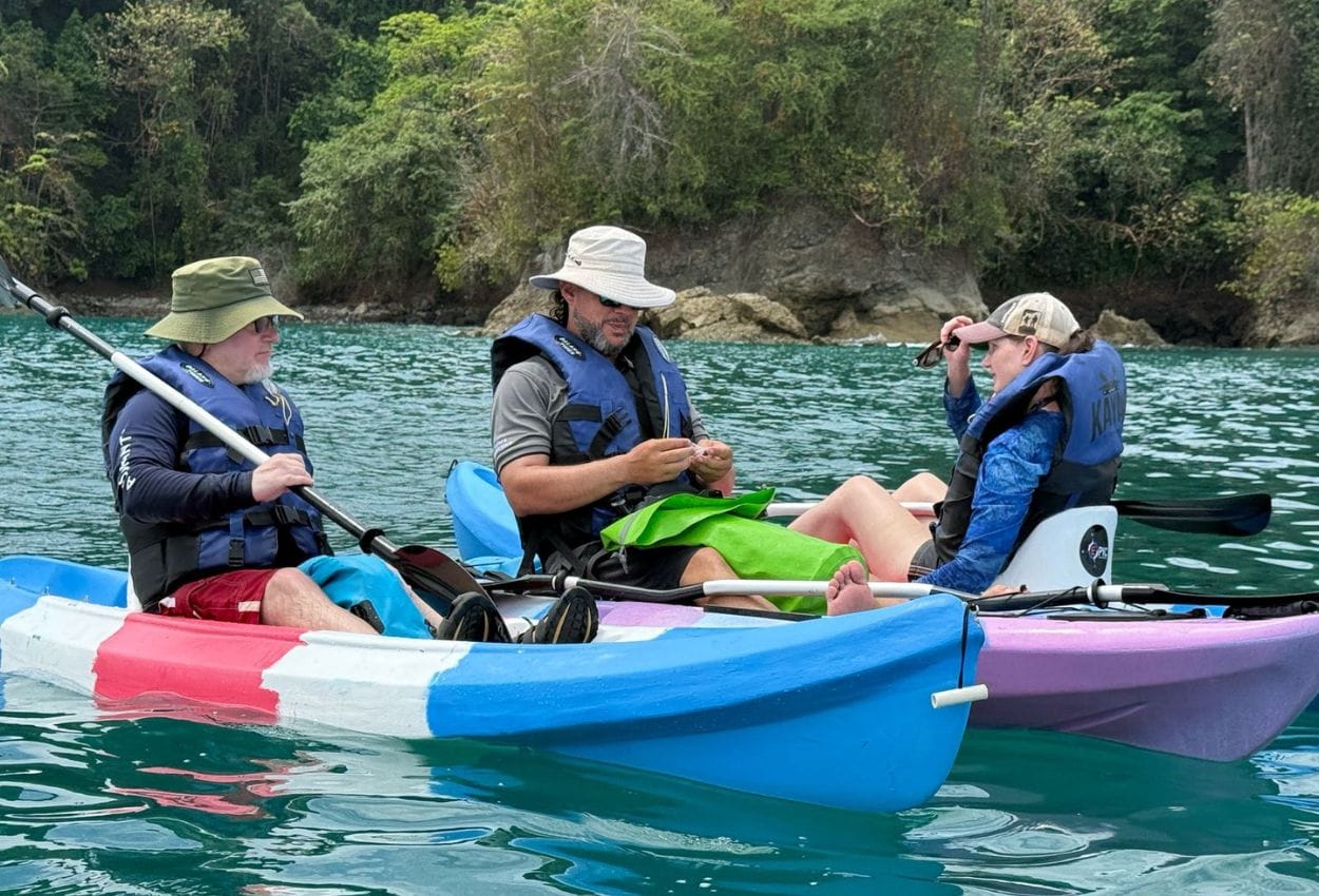 Sea kayaking in Manuel Antonio
