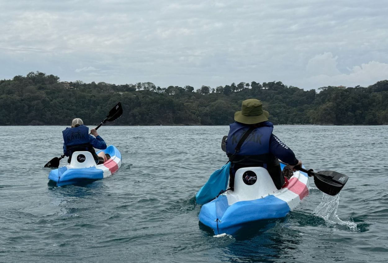 Sea kayaking in Manuel Antonio