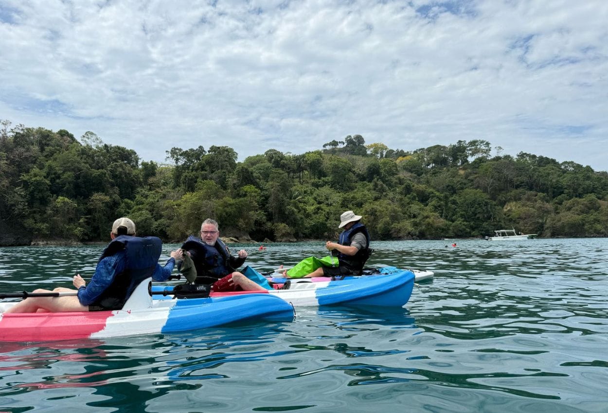 Sea kayaking in Manuel Antonio