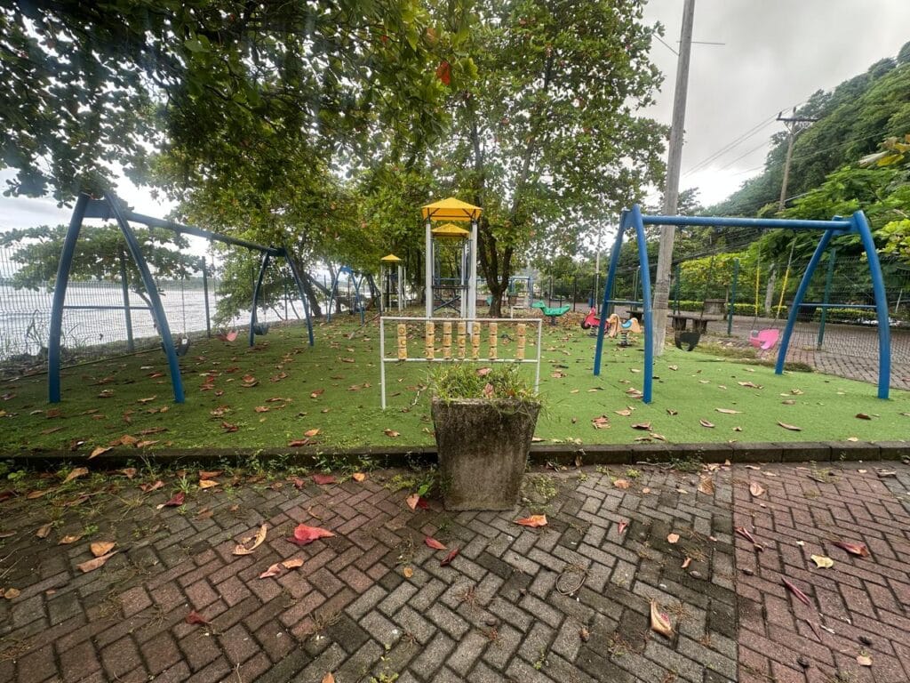 Quepos Playground